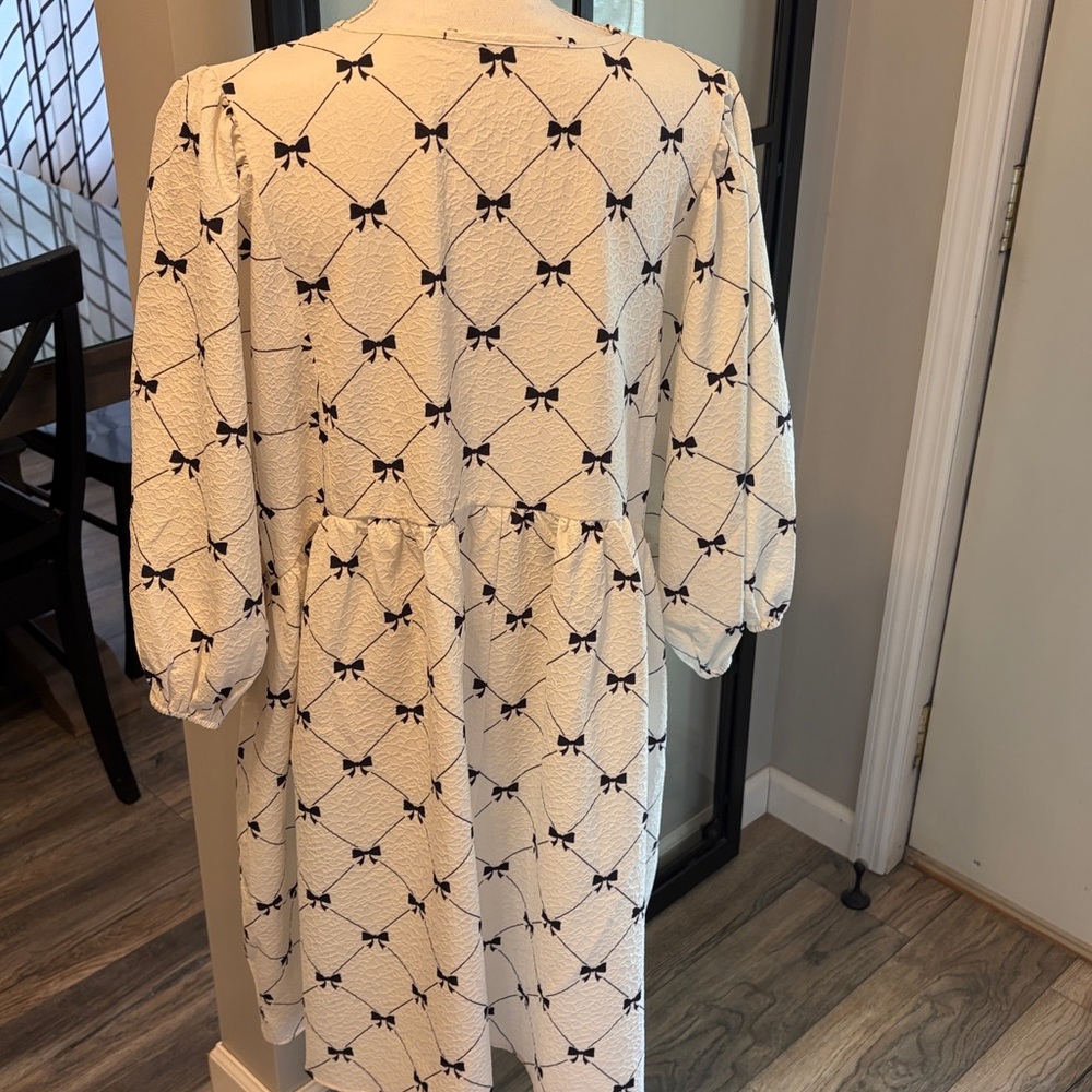 New With Tags…Boutique Textured Bow Dress…Size XL - Picture 6 of 8